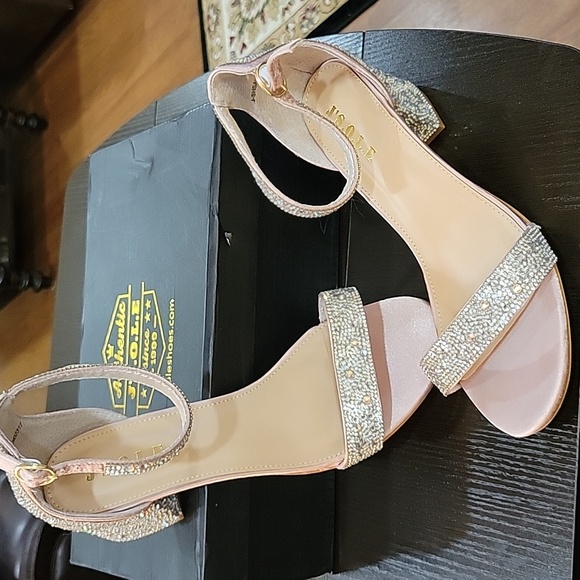 J's.o.l.e Champagne Bling open toe low block heel Rhinestone sandal sz…8.5  💖 - Picture 2 of 13